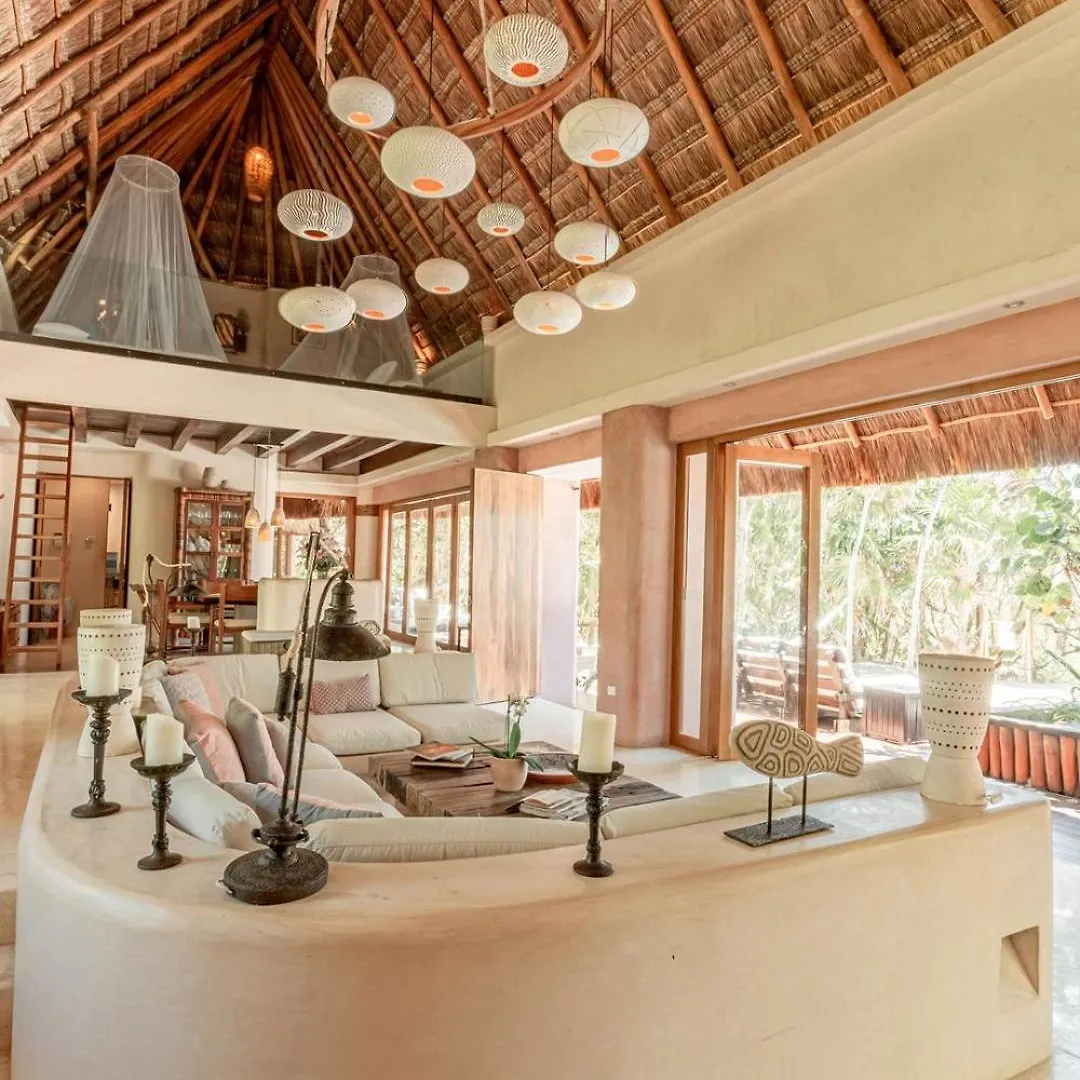 Anana Casa Cantarena Tulum